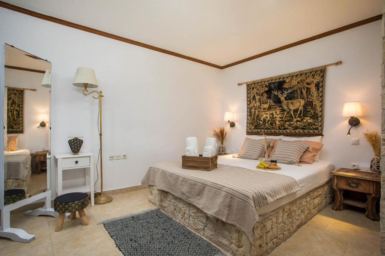 Anna's House Traditional Chalki Town